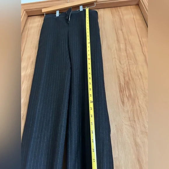 Gucci Pinstripe Wool Trousers Pants US 2 IT 38 EU 34 Black Gray Made in Italy